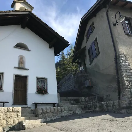 Semesterbostad Du Pelerin-chalet De Montagne Orsières