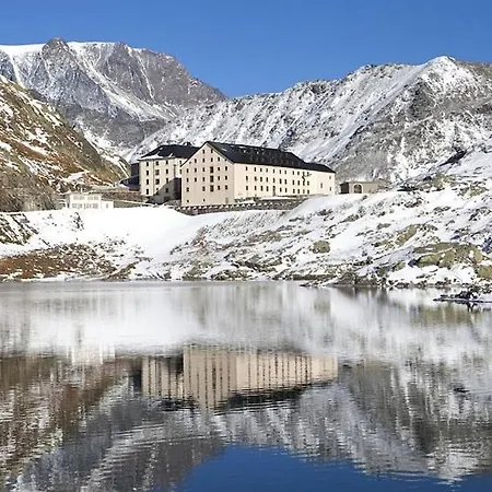 Casa vacanze Du Pèlerin-chalet De Montagne Orsières