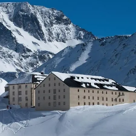 Du Pelerin-chalet De Montagne Jusqu'a 20 Personnes * Orsieres