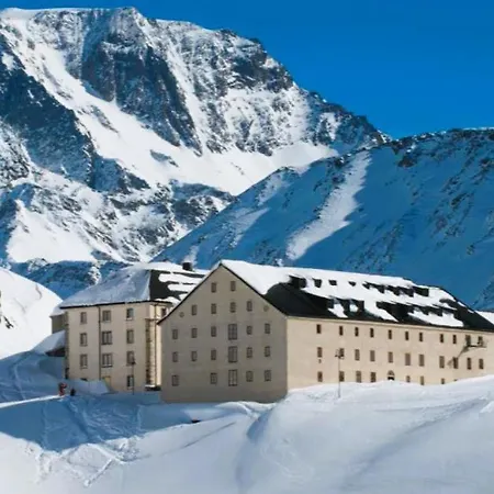 Du Pelerin-chalet De Montagne Jusqu'a 20 Personnes